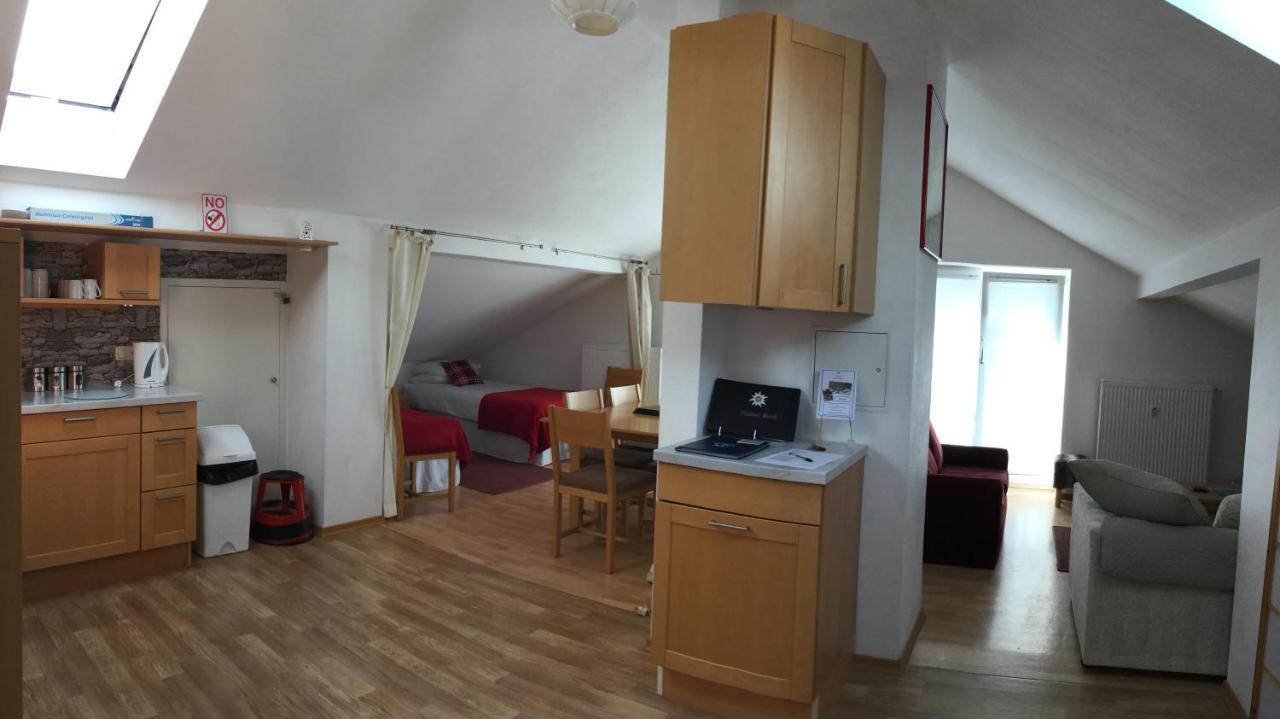 Alpine Blue Apartments Griesen Dış mekan fotoğraf